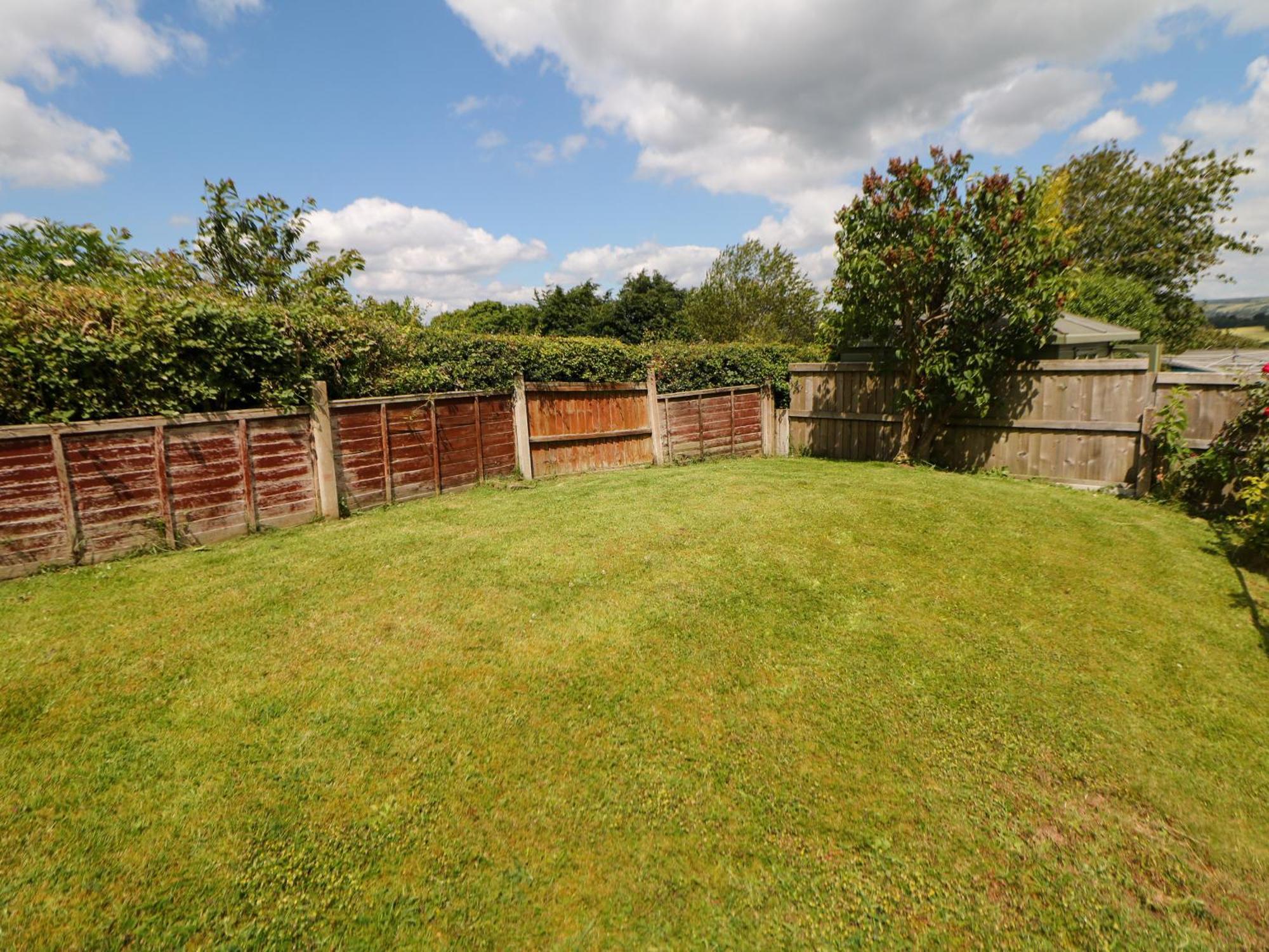 Basford View Villa Cheddleton Eksteriør bilde